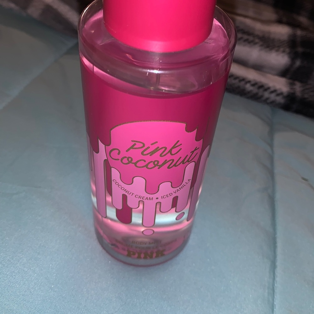 Pink coconut perfume